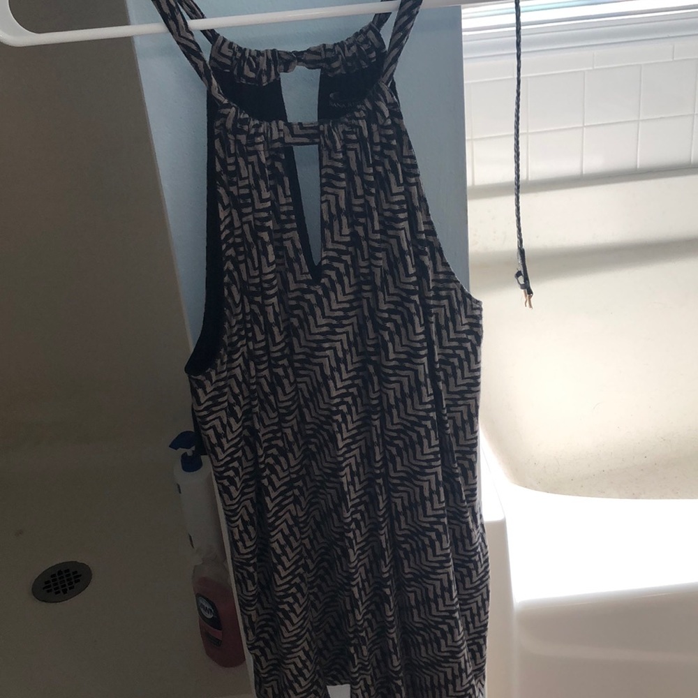 High top sleeveless shirt